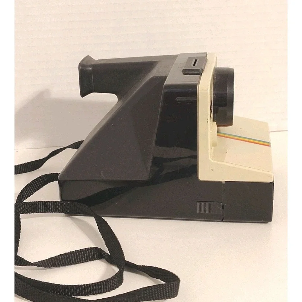 Original Polaroid SX-70 OneStep White Rainbow Stripe Land Camera & New Flashcube